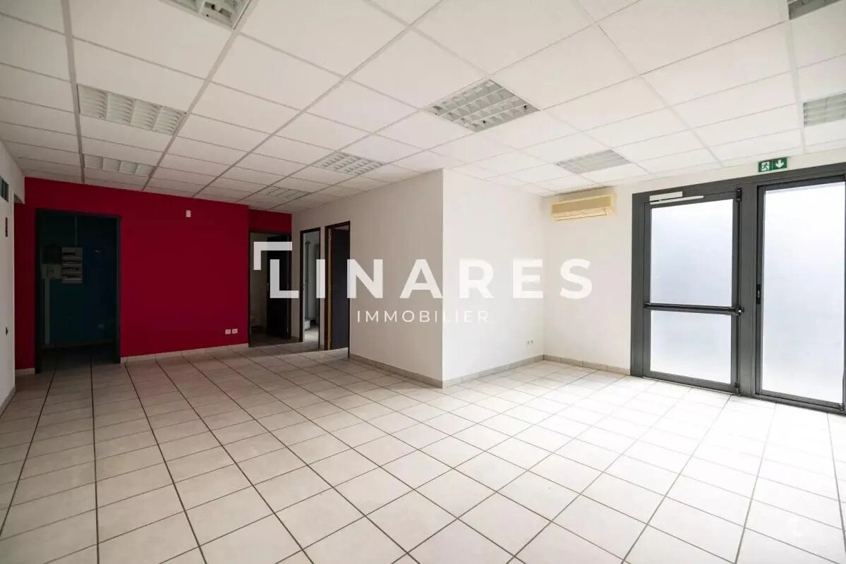 Local commercial dans Fos-sur-Mer à louer Photo intérieure– Image 1 sur 7