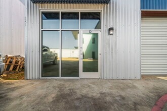 32411 Tamina Rd, Magnolia, TX à louer Photo de l’immeuble– Image 2 sur 23