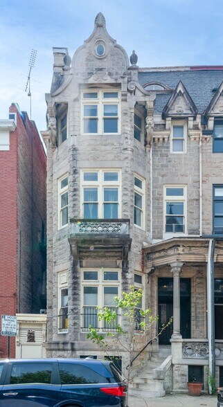 109 W Monument St, Baltimore, MD à vendre - Photo principale – Image 1 sur 1