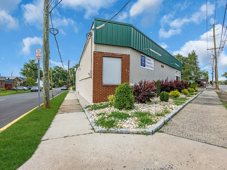 1001 Raritan Ave, Highland Park, NJ à vendre - Photo de l’immeuble – Image 3 sur 10