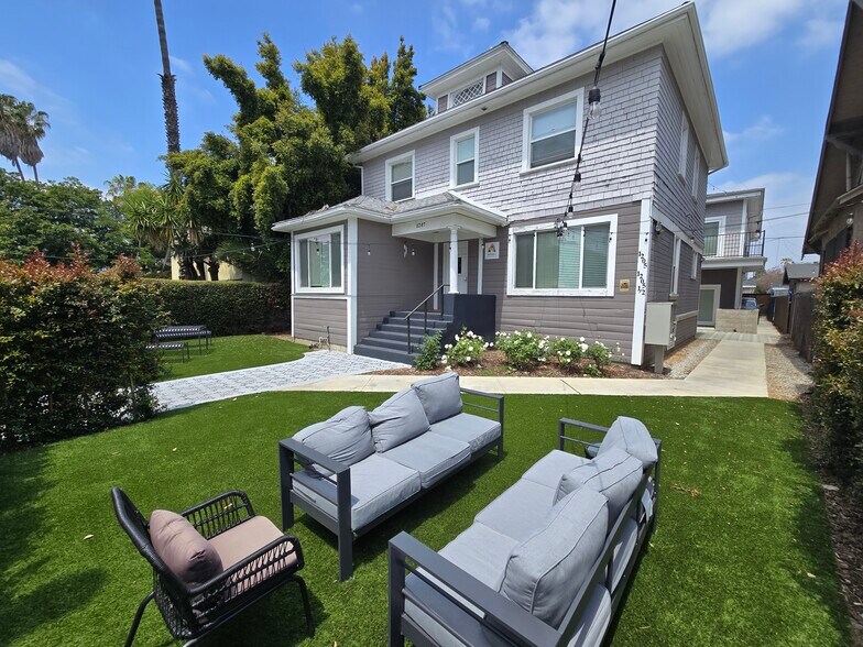 1205 W 37th Pl, Los Angeles, CA à vendre - Photo de l’immeuble – Image 3 sur 10