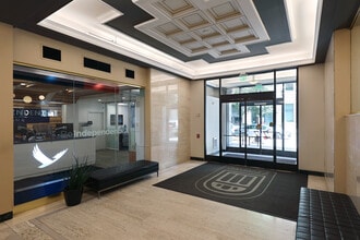 77 Monroe Center St NW, Grand Rapids, MI à louer Photo intérieure– Image 1 sur 3