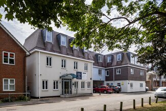 Plus de détails pour River Lawn Rd, Tonbridge - Coworking à louer