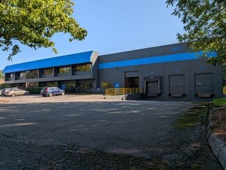 Plus de détails pour 5822 NE Skyport Way, Portland, OR - Industriel/Logistique à vendre