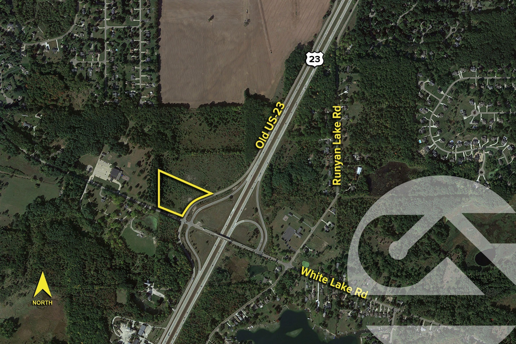 White Lake Rd, Fenton, MI à vendre Photo principale– Image 1 sur 2