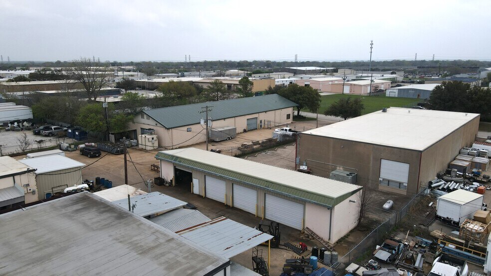 4200 Garland Dr, Haltom City, TX à louer - Aérien – Image 2 sur 4