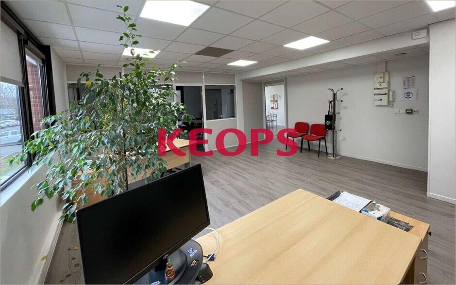 55 Rue Jean Bart, Labège à louer - Photo de l’immeuble – Image 3 sur 10