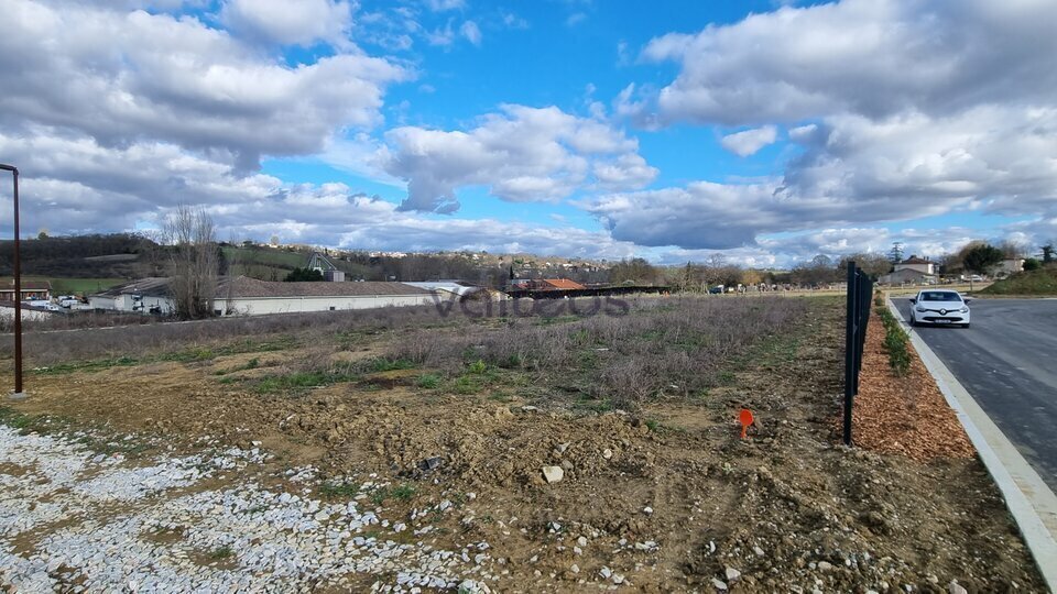 Terrain dans Dremil Lafage à vendre - Plan de site – Image 2 sur 2