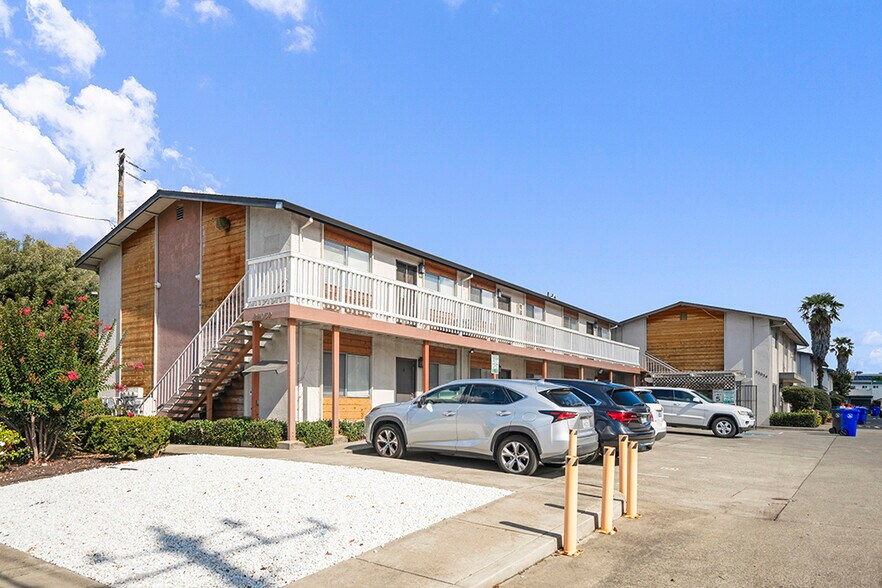 22032 Arbor Ave, Hayward, CA à vendre - Photo de l’immeuble – Image 2 sur 27