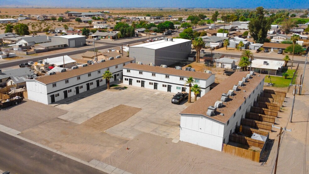 1800 S Kofa Ave, Parker, AZ à vendre - Photo de l’immeuble – Image 1 sur 50