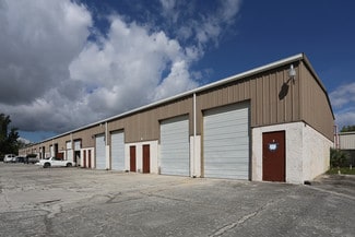 Plus de détails pour 5307 East Ave, Mangonia Park, FL - Industriel/Logistique à louer