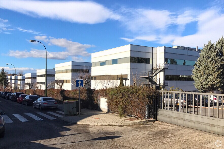 Bureau dans Madrid, Madrid à louer - Photo de l’immeuble – Image 3 sur 4