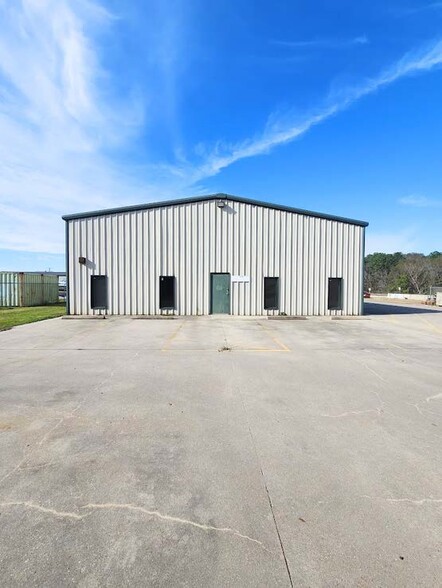 12062 FM 3083 Rd, Conroe, TX à louer - Photo de l’immeuble – Image 2 sur 11