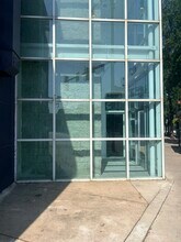 7100-7128 S Yates Blvd, Chicago, IL à louer Photo intérieure– Image 2 sur 16