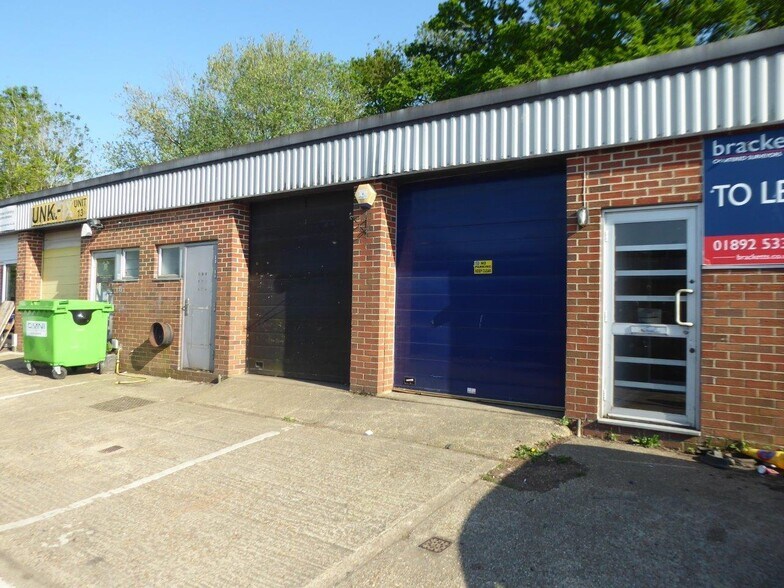 Longfield Rd, Tunbridge Wells à louer - Photo de l’immeuble – Image 1 sur 8