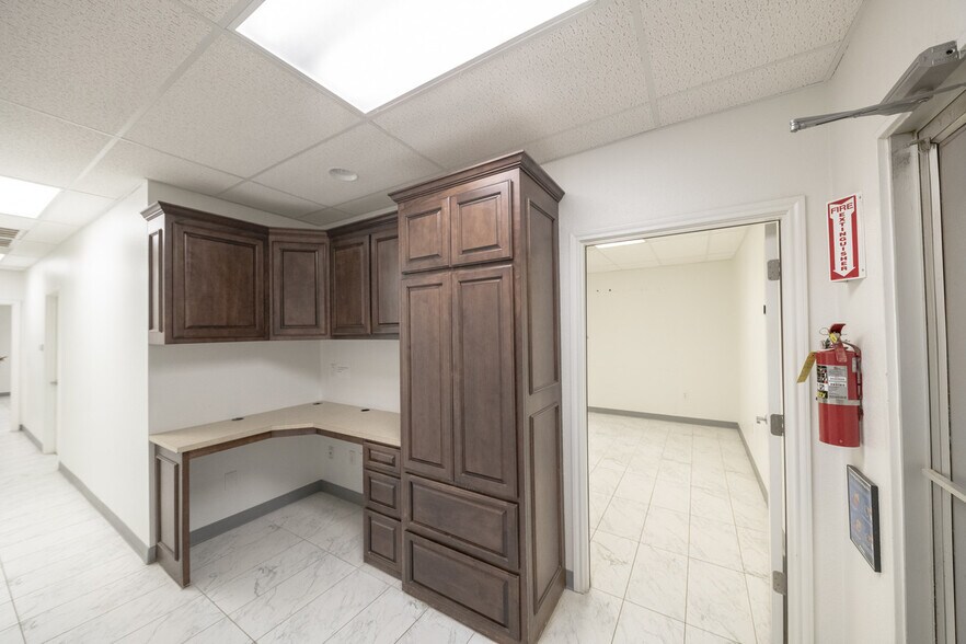 702 Andrews Hwy, Midland, TX à vendre - Photo intérieure – Image 2 sur 4