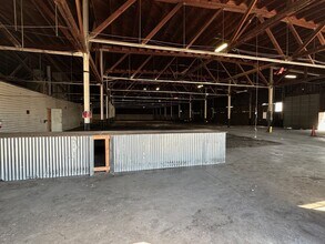1234 S Aurora St, Stockton, CA à louer Photo intérieure– Image 2 sur 5