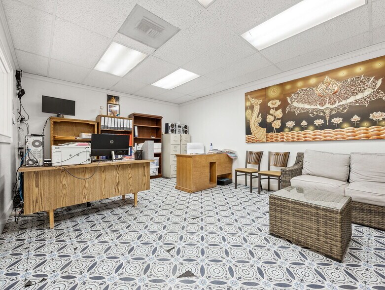 4239 N 40th Ave, Phoenix, AZ à vendre - Photo de l’immeuble – Image 3 sur 44