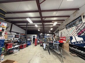 3943 S Interstate 35, New Braunfels, TX à louer Photo intérieure– Image 1 sur 6