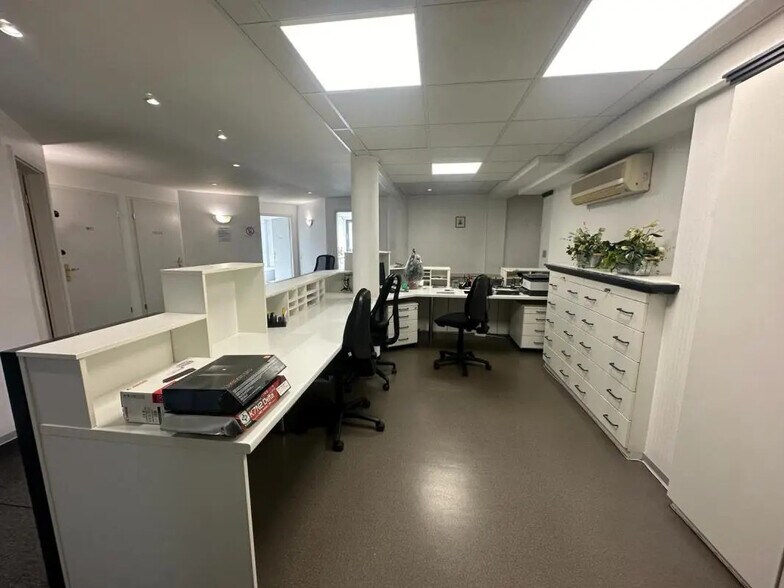 Local d'activités dans Forbach à vendre - Photo de l’immeuble – Image 3 sur 8