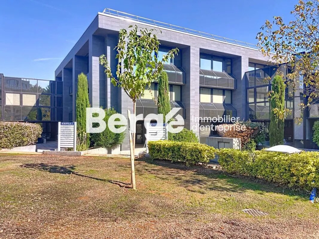 Bureau dans Valbonne à louer Photo de l’immeuble– Image 1 sur 7