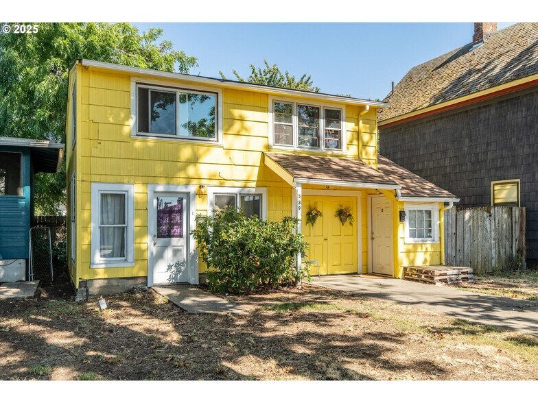 Madison Ave in Eugene portefeuille de 3 biens à vendre sur LoopNet.fr - Photo de l’immeuble – Image 2 sur 18