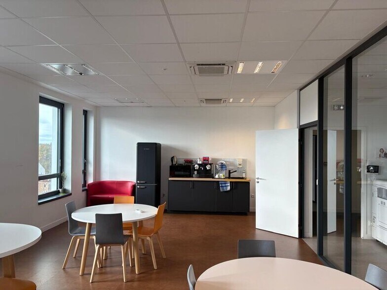 Bureau dans Choisy-le-Roi à louer - Photo intérieure – Image 3 sur 12