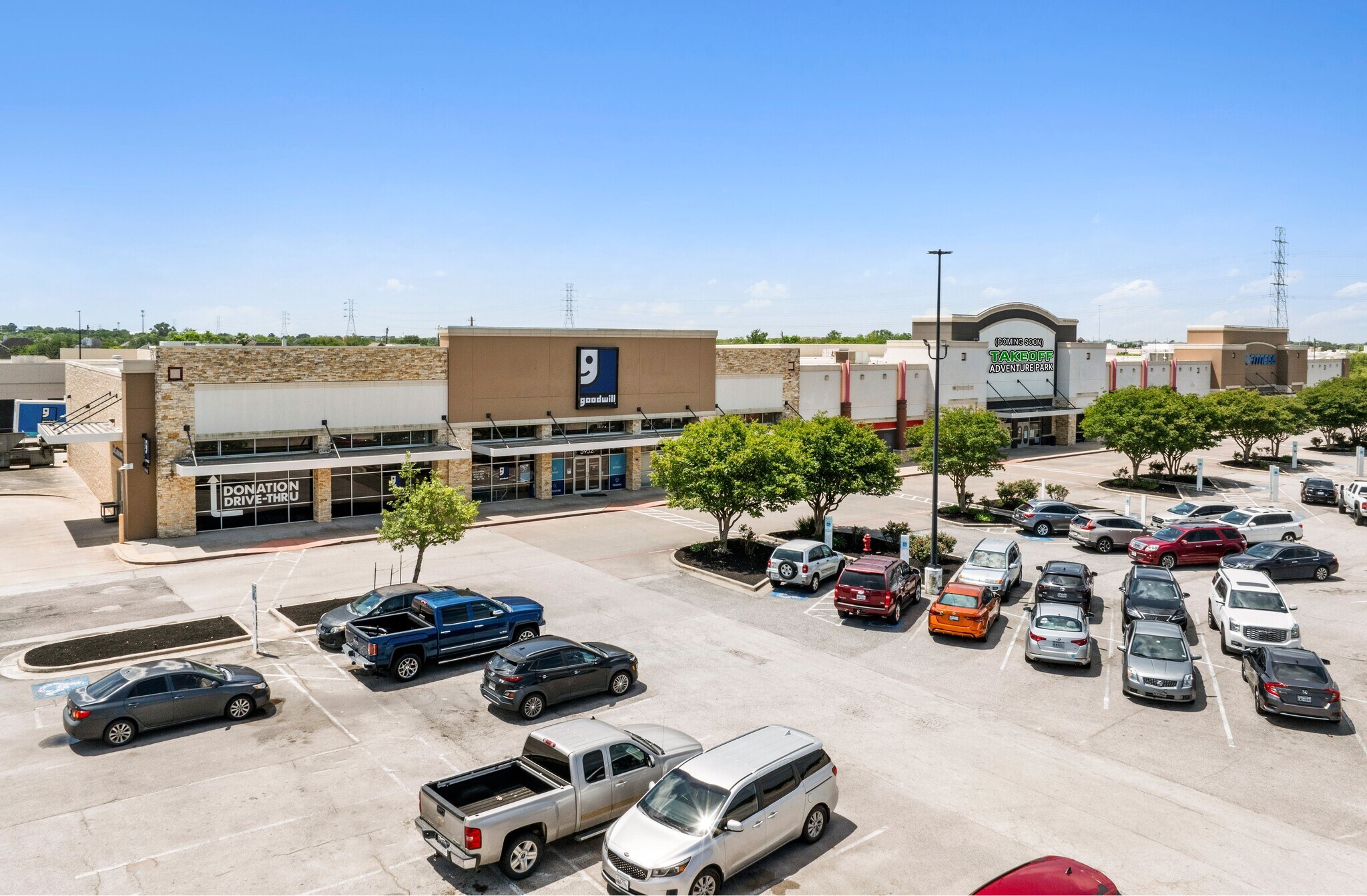 Fairmont Parkway Shopping Center portefeuille de 5 biens à vendre sur LoopNet.fr Photo de l’immeuble– Image 1 sur 17