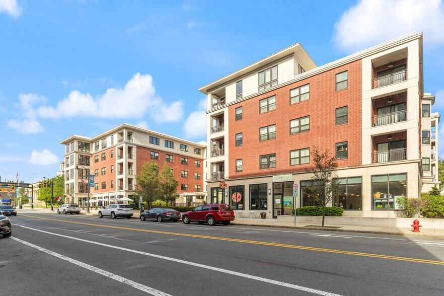 131 Rantoul St, Beverly, MA à louer - Photo de l’immeuble – Image 1 sur 9