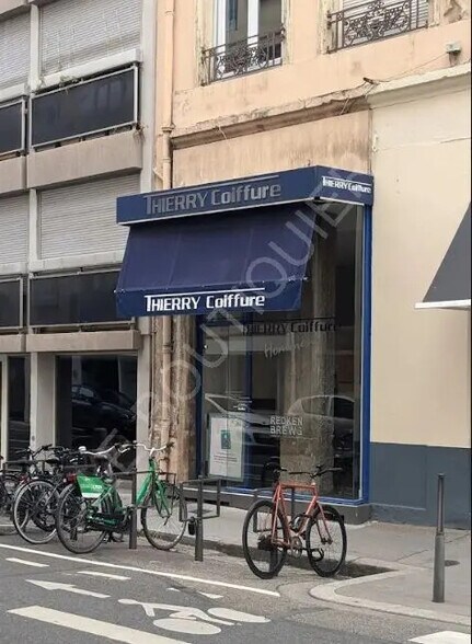 Local commercial dans Lyon à vendre - Photo de l’immeuble – Image 1 sur 8
