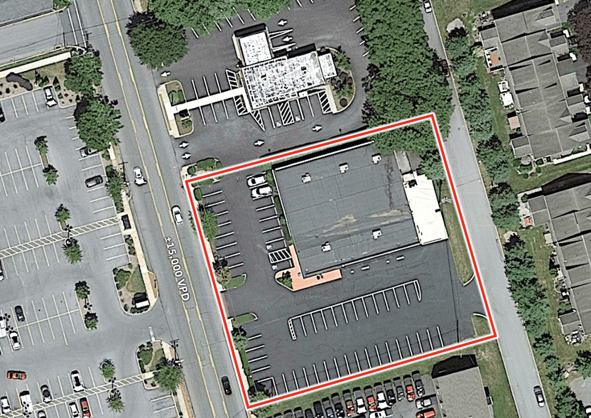 743 S Broad St, Lititz, PA à vendre - Photo de l’immeuble – Image 3 sur 5