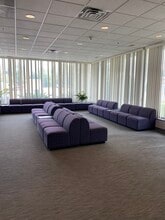6500 N Lincoln Ave, Lincolnwood, IL à vendre Photo intérieure– Image 2 sur 17
