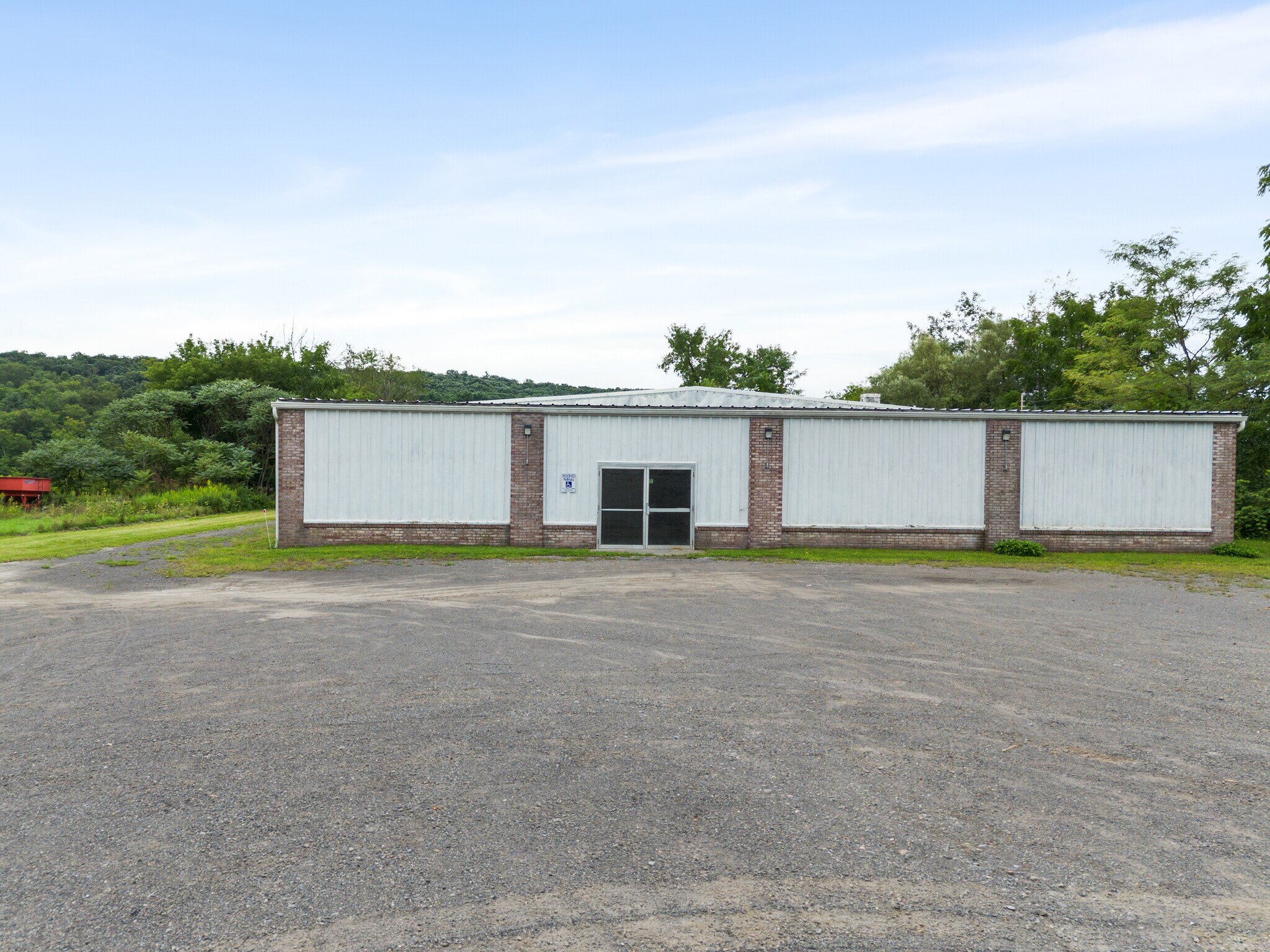 1518 Day Hollow Rd, Owego, NY à vendre Photo de l’immeuble– Image 1 sur 30