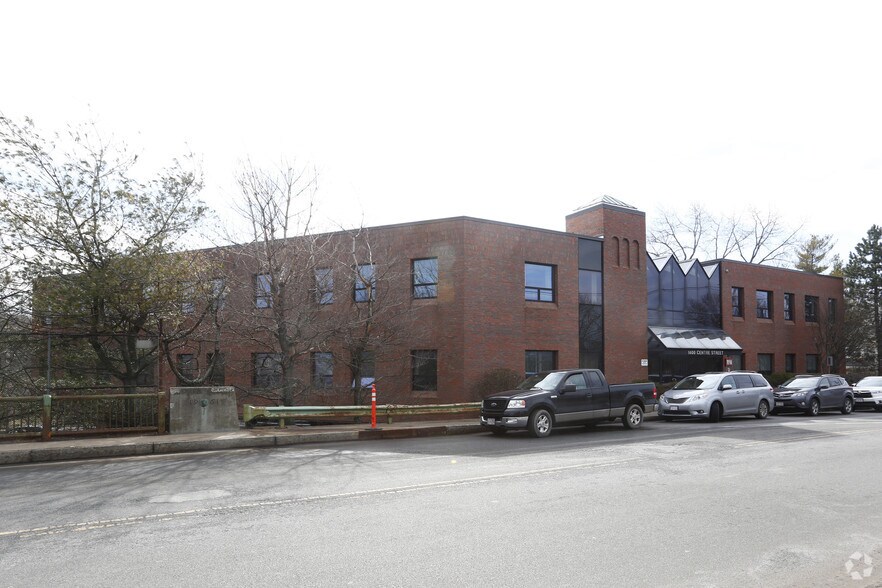 1400 Centre St, Newton, MA à louer - Photo de l’immeuble – Image 3 sur 4