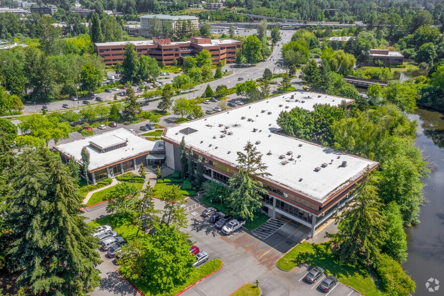 11201 Se 8th St, Bellevue, WA à louer - Photo de l’immeuble – Image 2 sur 4