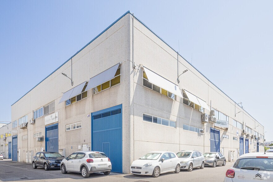 Industriel/Logistique dans Madrid, Madrid à vendre - Photo de l’immeuble – Image 3 sur 3