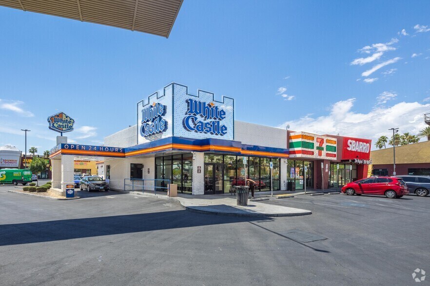 4501 Paradise Rd, Las Vegas, NV à vendre - Photo principale – Image 1 sur 14
