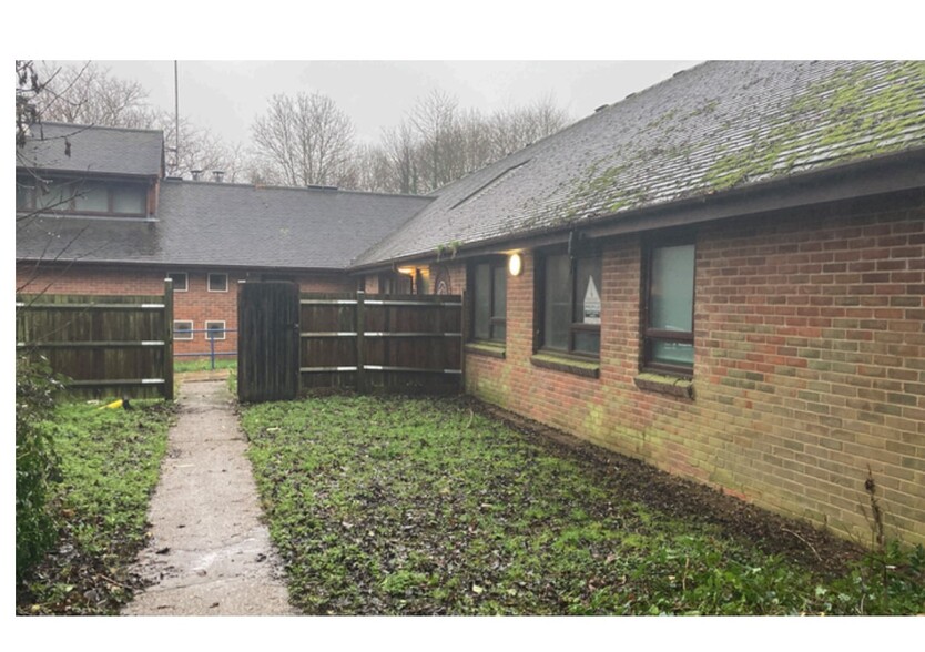 Parsonage Close, Abbots Langley à vendre - Photo de l’immeuble – Image 3 sur 4