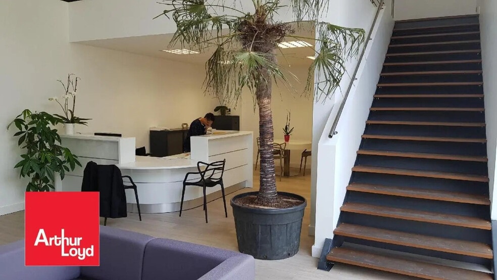 Local d'activités dans Chartres à vendre - Photo de l’immeuble – Image 1 sur 7