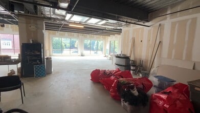 4001 Prince William Pky, Woodbridge, VA à louer - Vidéo sur l’annonce professionnelle 