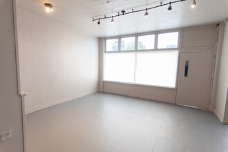 1200-1218 N Killingsworth St, Portland, OR à vendre Photo intérieure– Image 1 sur 11