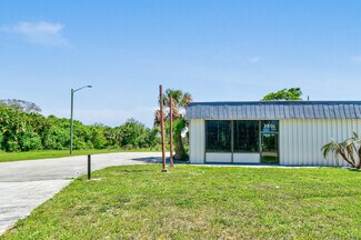 Plus de détails pour 3801 Okeechobee Rd, Fort Pierce, FL - Bureau/Local commercial à louer