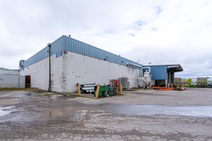 10 Spalding Dr, Brantford, ON à louer - Photo de l’immeuble – Image 3 sur 10