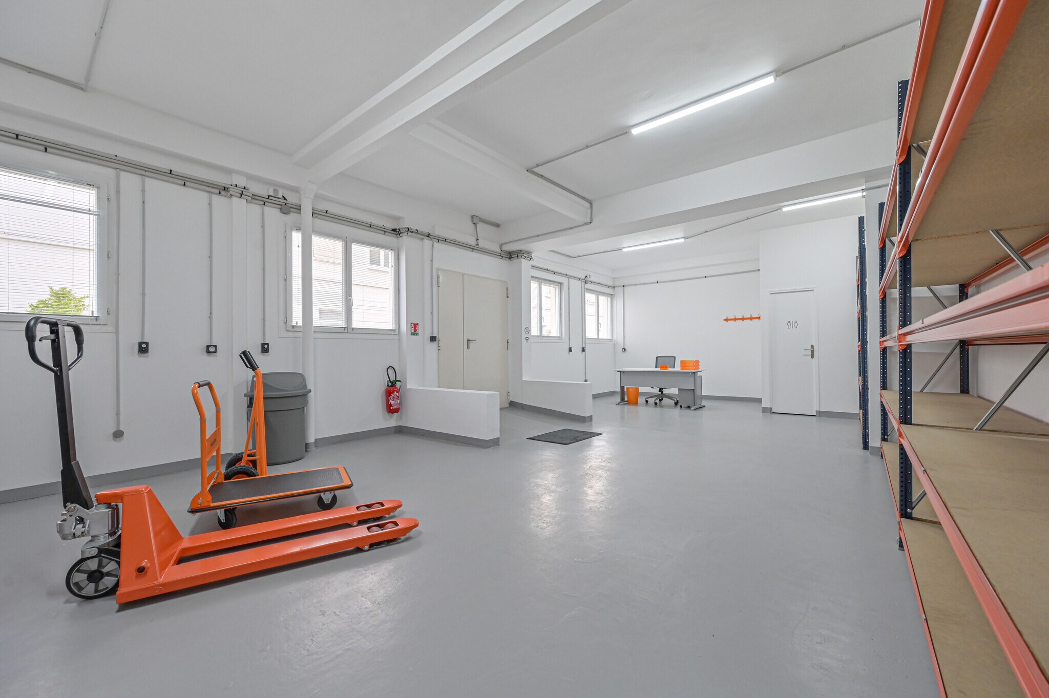 152 Rue De Paris, Montreuil à louer Photo principale– Image 1 sur 18