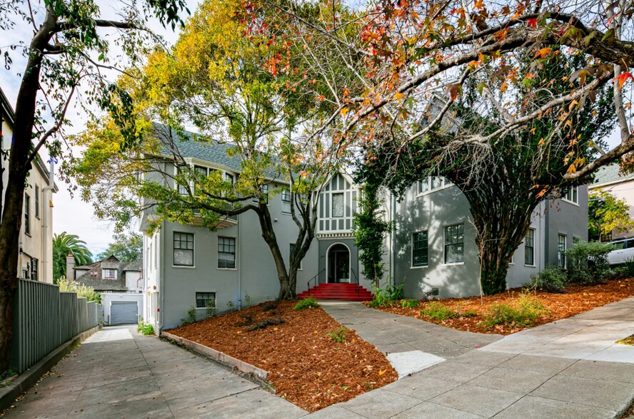 Arch Street Village portefeuille de 2 biens à vendre sur LoopNet.fr - Photo de l’immeuble – Image 3 sur 5
