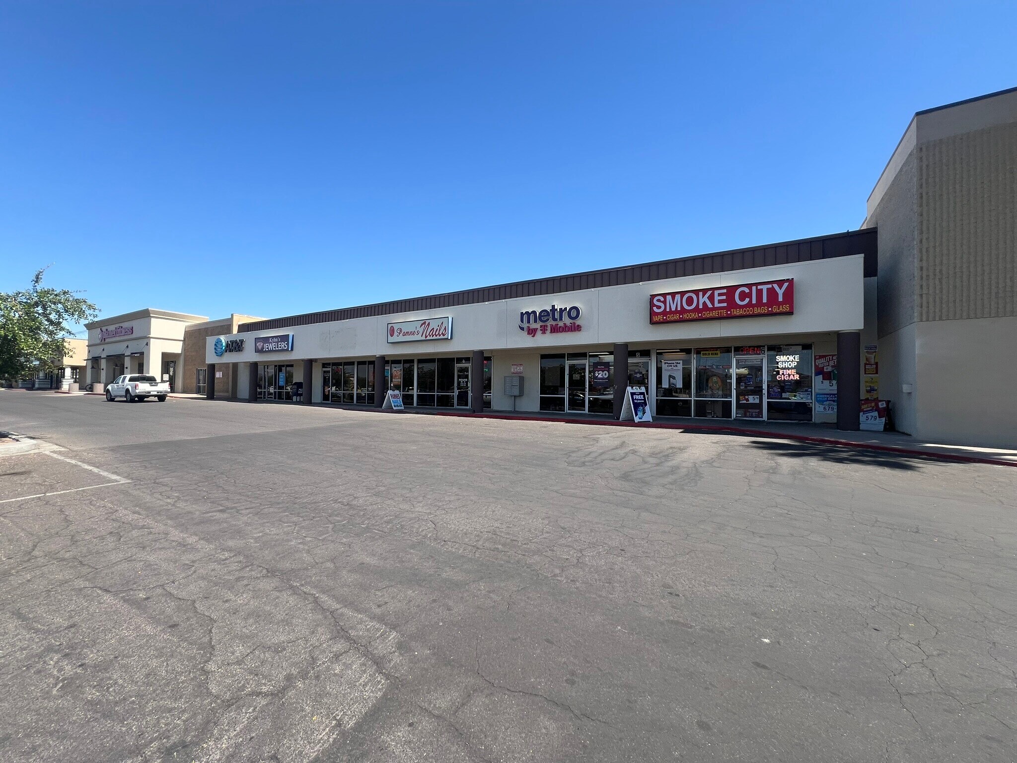 3003 W Apache Trl, Apache Junction, AZ à louer Photo de l’immeuble– Image 1 sur 15