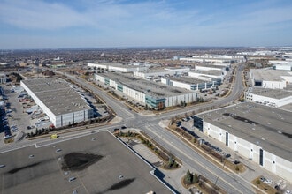 600 Zenway Blvd, Woodbridge, ON - Vue aérienne  vue de carte