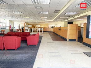 1125-1165 Lindero Canyon Rd, Westlake Village, CA à louer Photo intérieure– Image 2 sur 4