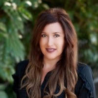 Andrea Redewill