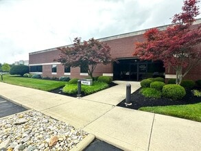 8521-8571 Gander Creek Dr, Miamisburg, OH à louer Photo de l’immeuble– Image 2 sur 11